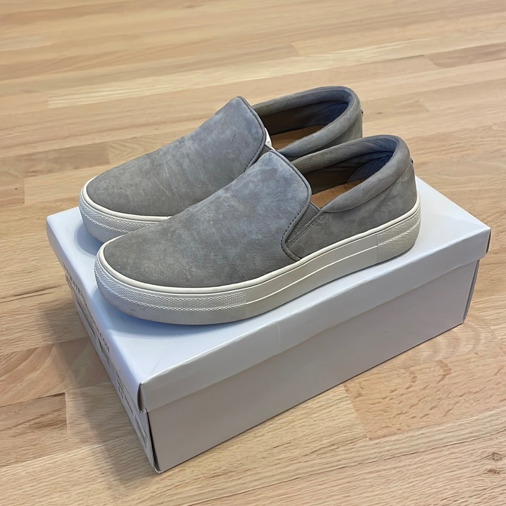 Steve Madden women’s Gills Grey Suede shoe size 6.5
